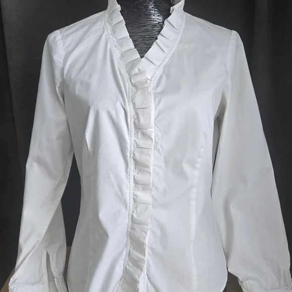 Chic White Ruffled Blouse - Picture 1 of 11
